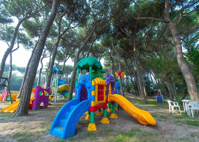 فيلة Helen روسولينا ماري